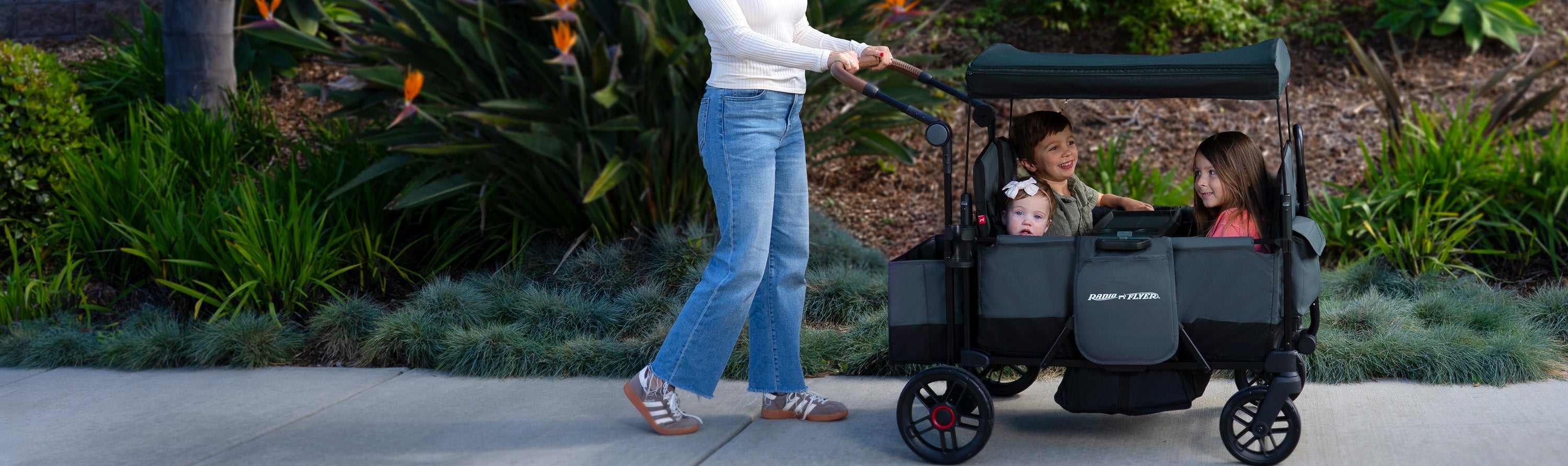 Pathfinder+™ 4-Seat Stroller Wagon Accessories – Radio Flyer