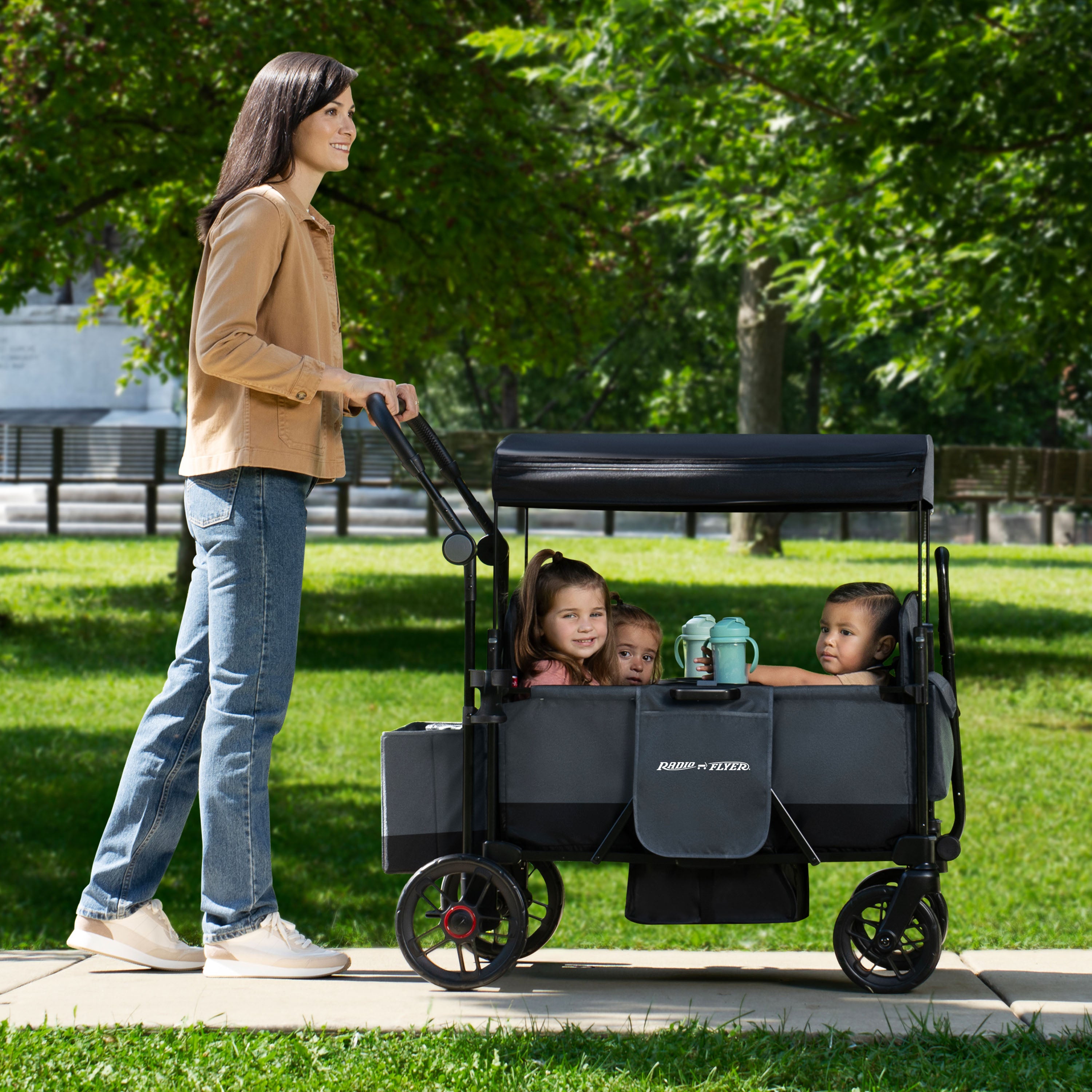 Pathfinder+™ 4-Seat Stroller Wagon | Radio Flyer