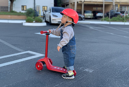 Kids' Scooters: 2 & 3-Wheel Styles | Radio Flyer