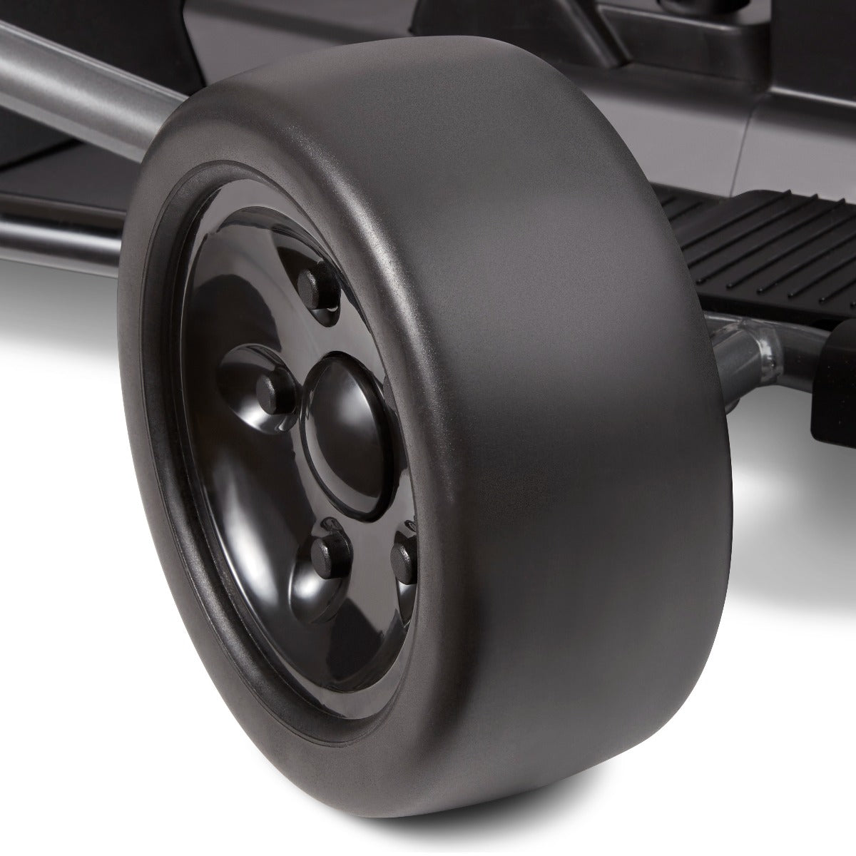 Flyer™ Extreme Drift Go-Kart's High-Grip Front Wheels